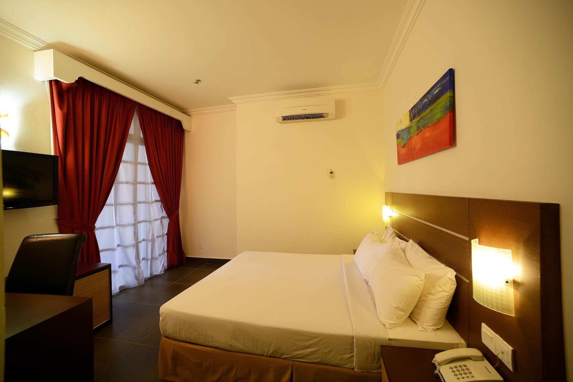 Bella Vista Express Hotel Pantai Cenang  Exterior foto